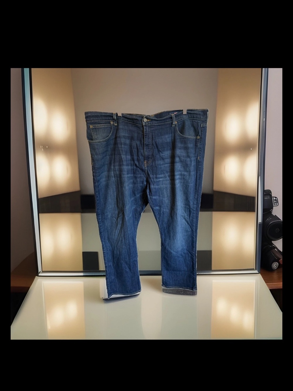Vineyard Vines Men's Dark Blue Relaxed Jeans